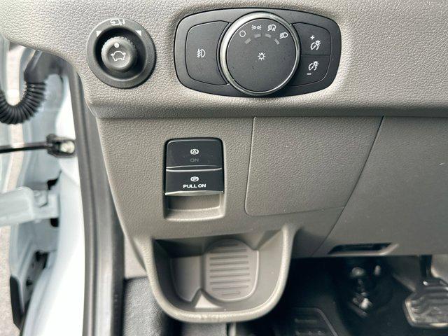 صورة مصغرة 14 لـ 2026 FORD TRANSIT-250 BASE