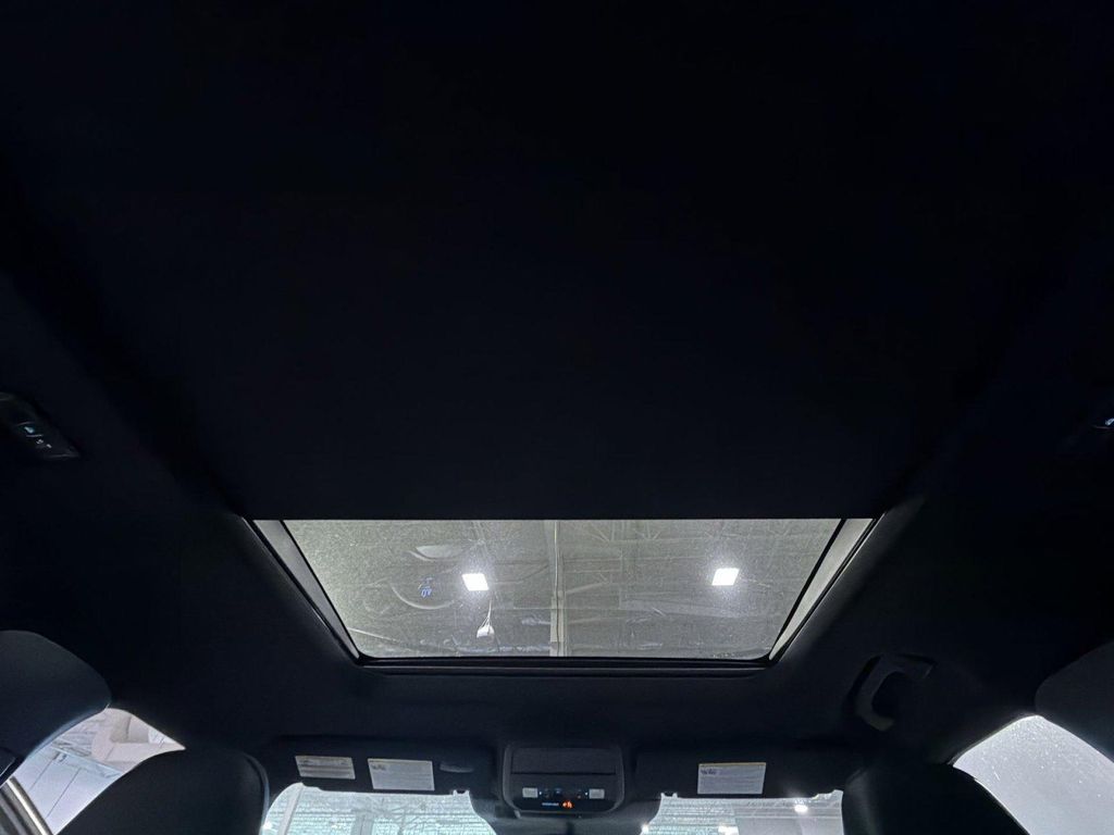صورة مصغرة 26 لـ 2026 FORD EXPLORER TREMOR