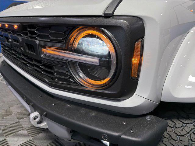 FORD BRONCO - 10