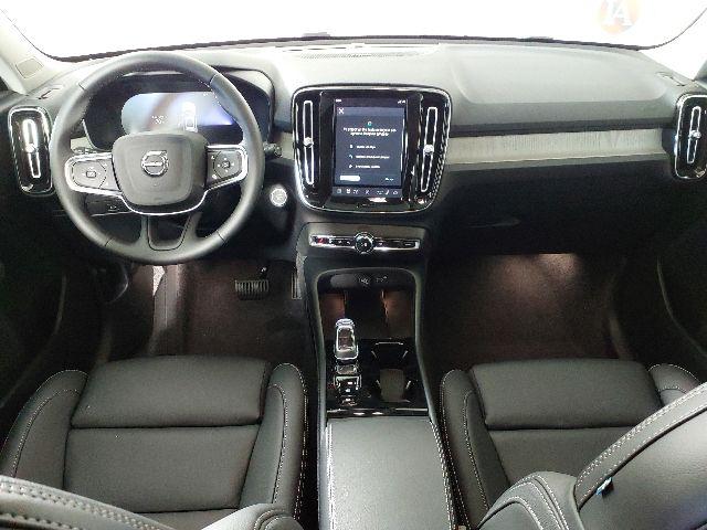 صورة مصغرة 12 لـ 2026 Volvo XC40 ULTRA, B5 AWD GAS (MILD HYBRID), DARK