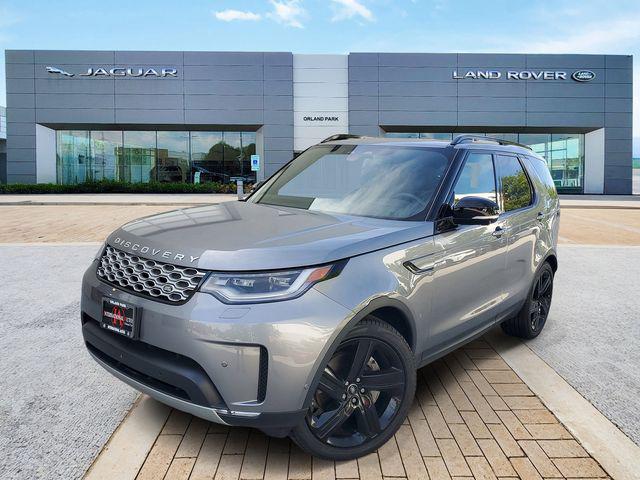 New 2025 Land Rover Discovery P300 S