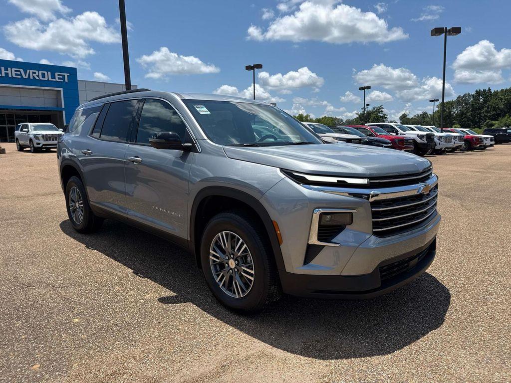 New 2026 Chevrolet Traverse LT
