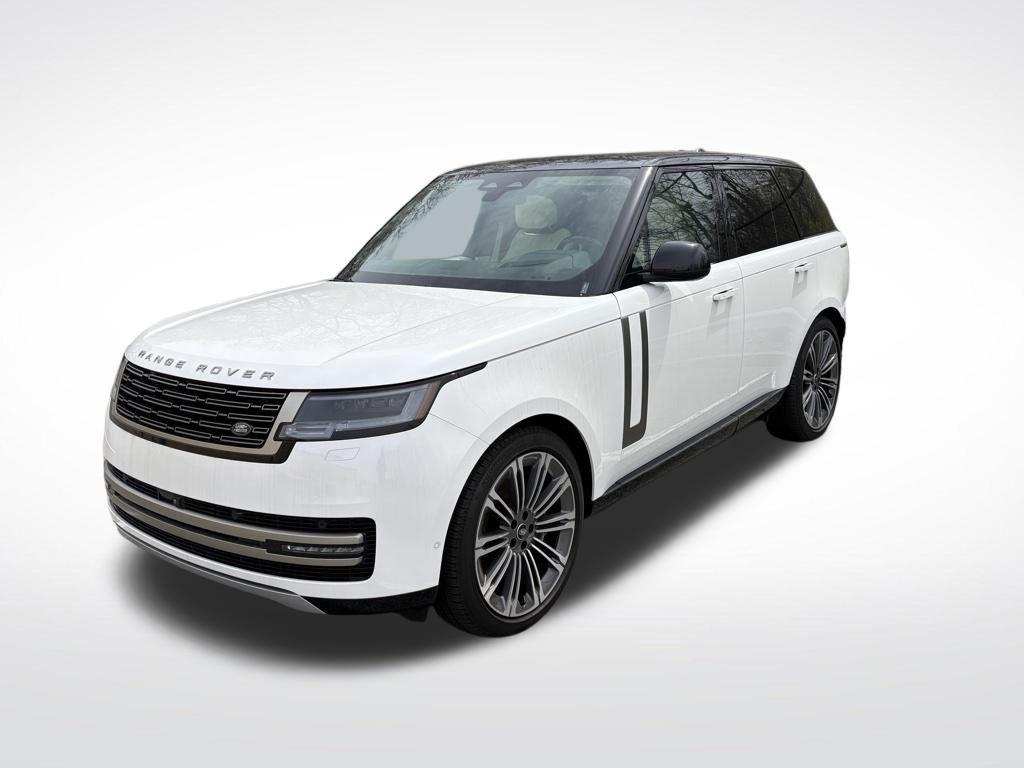 New 2025 Land Rover Range Rover P530 SE