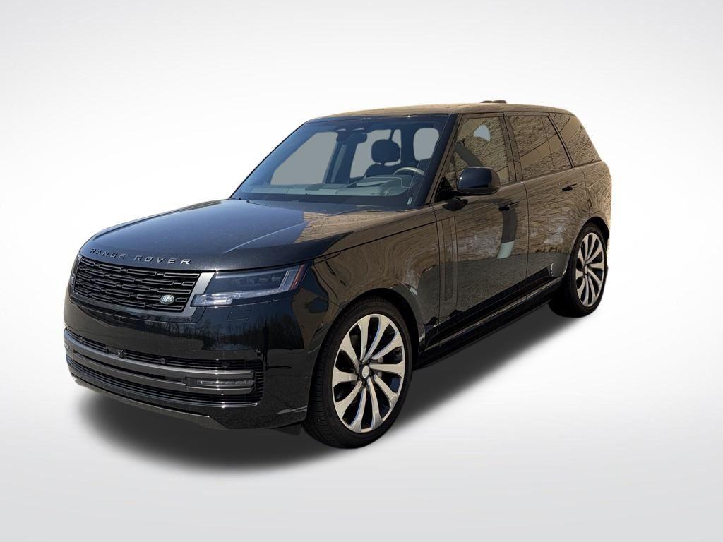 New 2025 Land Rover Range Rover P400 SE