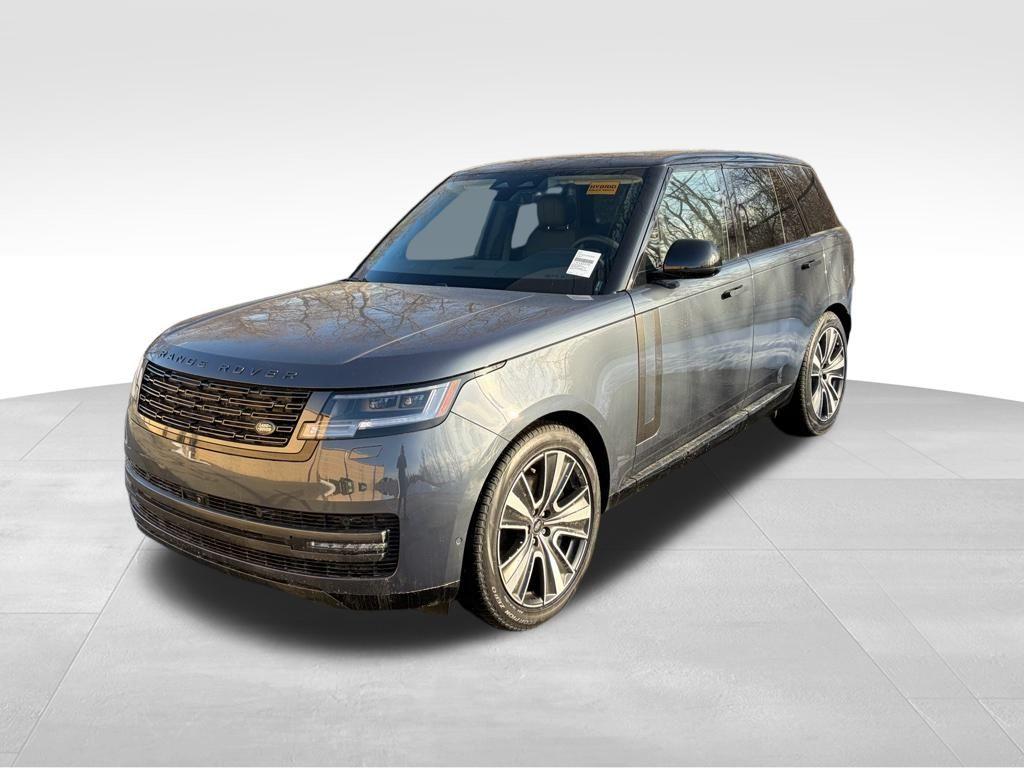 New 2025 Land Rover Range Rover P550e SE