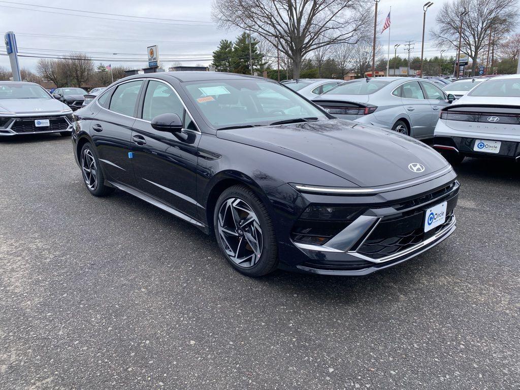 New 2026 Hyundai SONATA SEL Sport