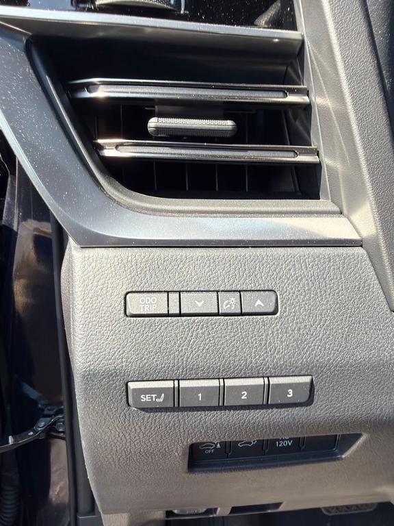صورة 12 لـ 2025 Lexus GX 550 550 PREMIUM+