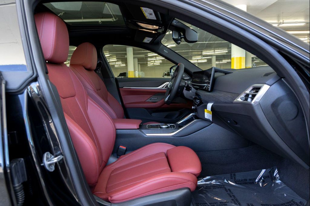 صورة مصغرة 29 لـ 2026 BMW I4 GRAN COUPE M60