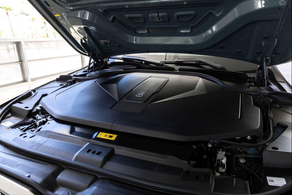 2027 BMW I5 EDRIVE40 — миниатюра 32