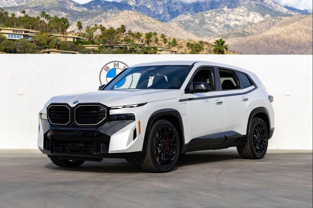 New 2026 BMW XM Label