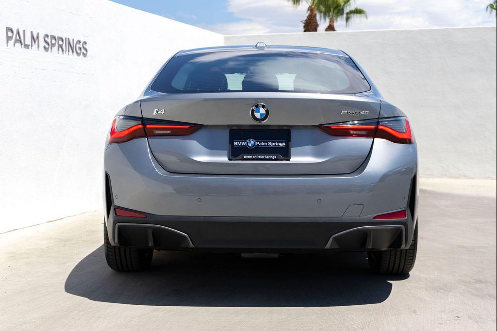 صورة 7 لـ 2026 BMW I4 GRAN COUPE EDRIVE40
