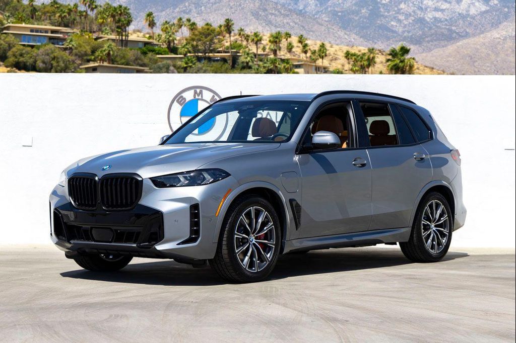 New 2026 BMW X5 PHEV xDrive50e
