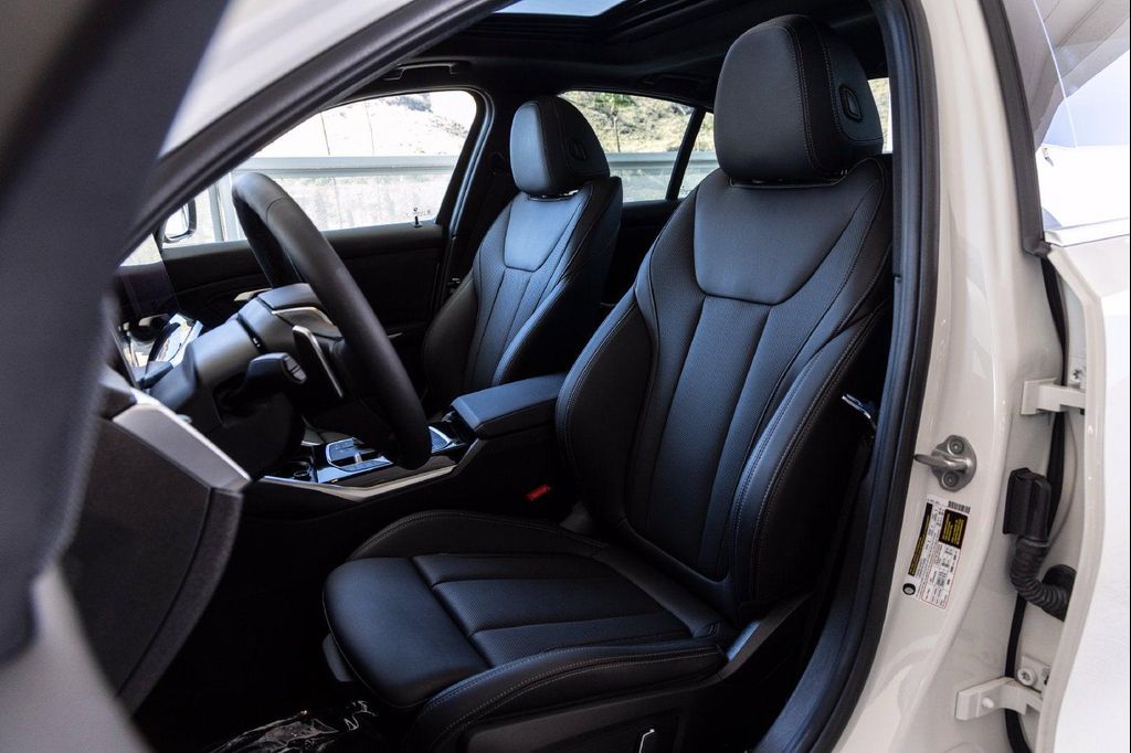 2024 BMW 330 330I 缩略图 17