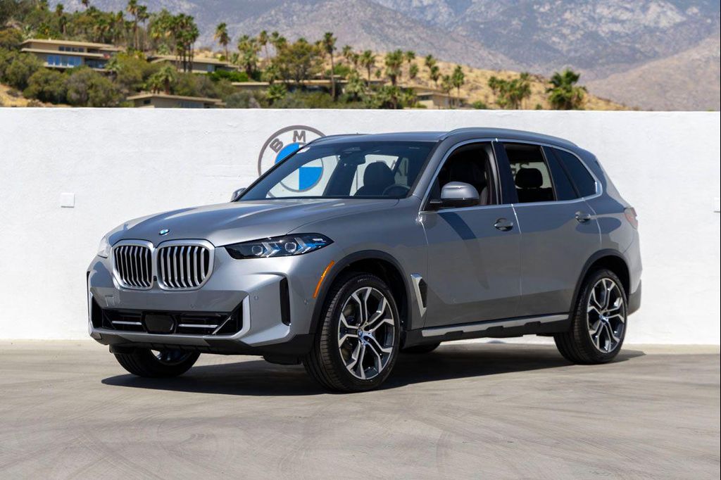 New 2026 BMW X5 sDrive40i