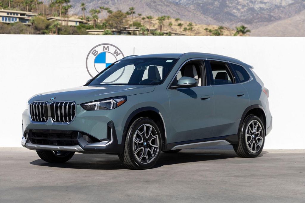 New 2026 BMW X1 xDrive28i