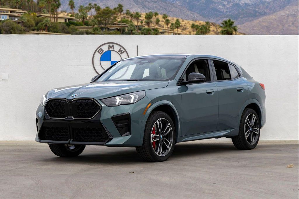 New 2026 BMW X2 xDrive28i