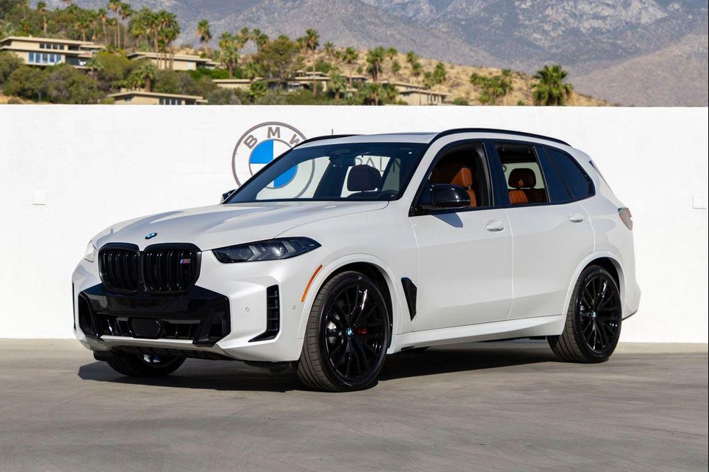 New 2026 BMW X5 M60i