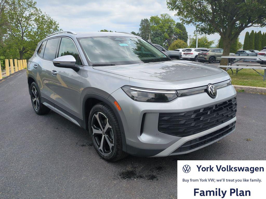 New 2026 Volkswagen Tiguan 2.0T SE