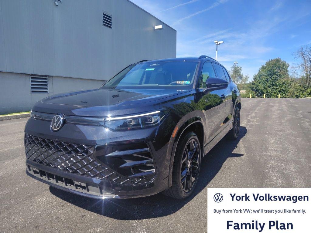 New 2026 Volkswagen Tiguan 2.0T SE R-Line Black 4MOTION