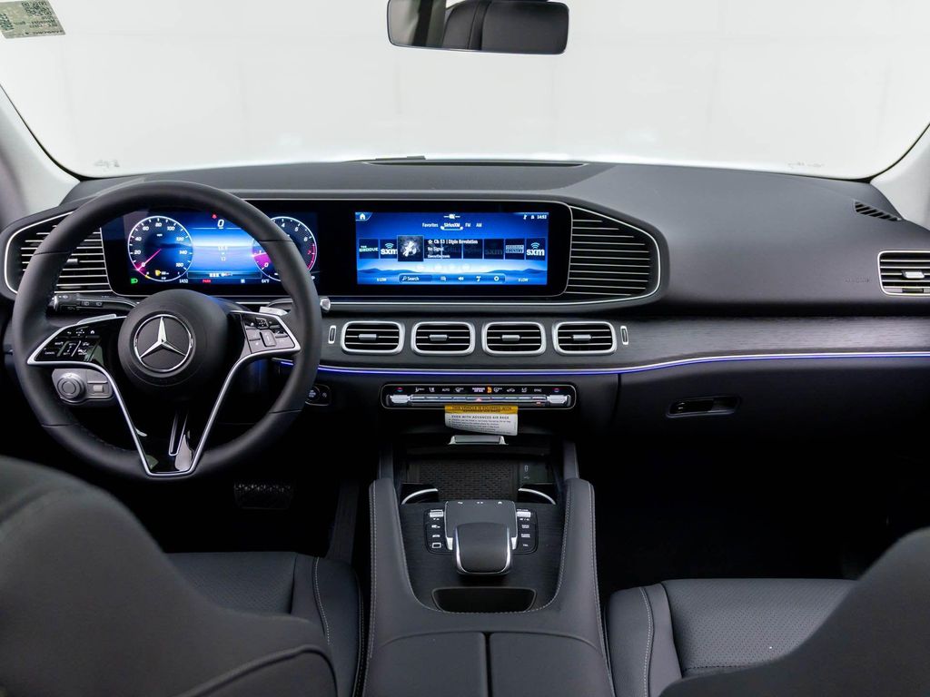 صورة 10 لـ 2026 Mercedes-BENZ GLE