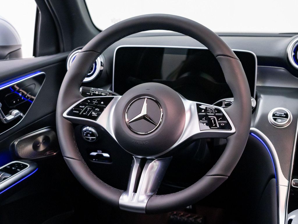صورة مصغرة 11 لـ 2026 Mercedes-BENZ GLC