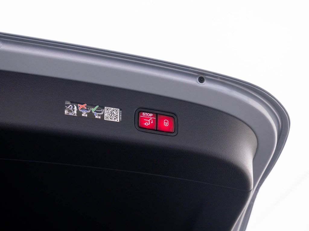 2026 Mercedes-BENZ GLC 缩略图 27