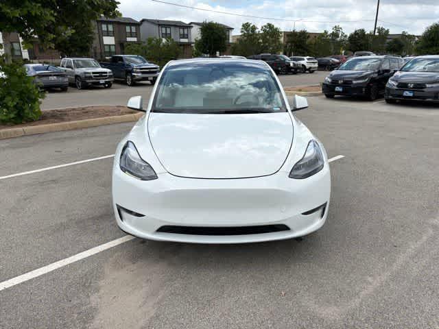 TESLA MODEL Y LONG RANGE - 8