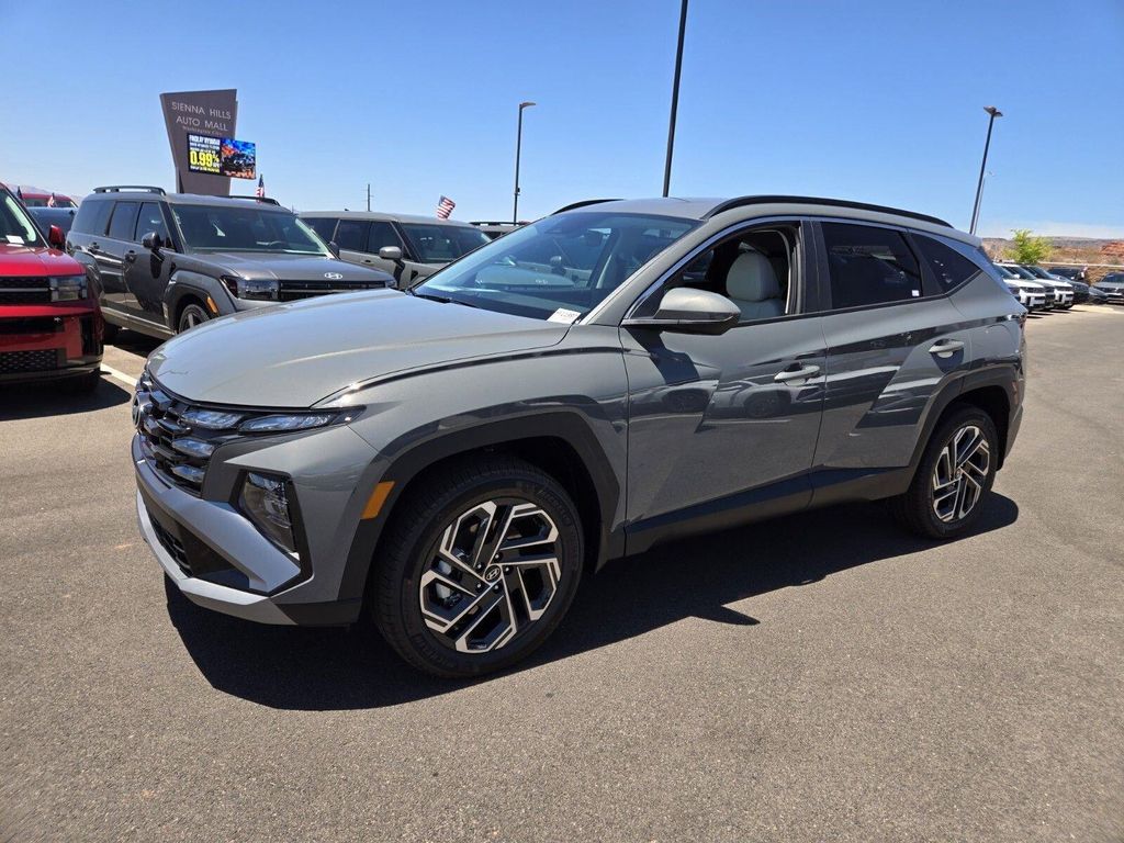 New 2026 Hyundai TUCSON SEL Plus