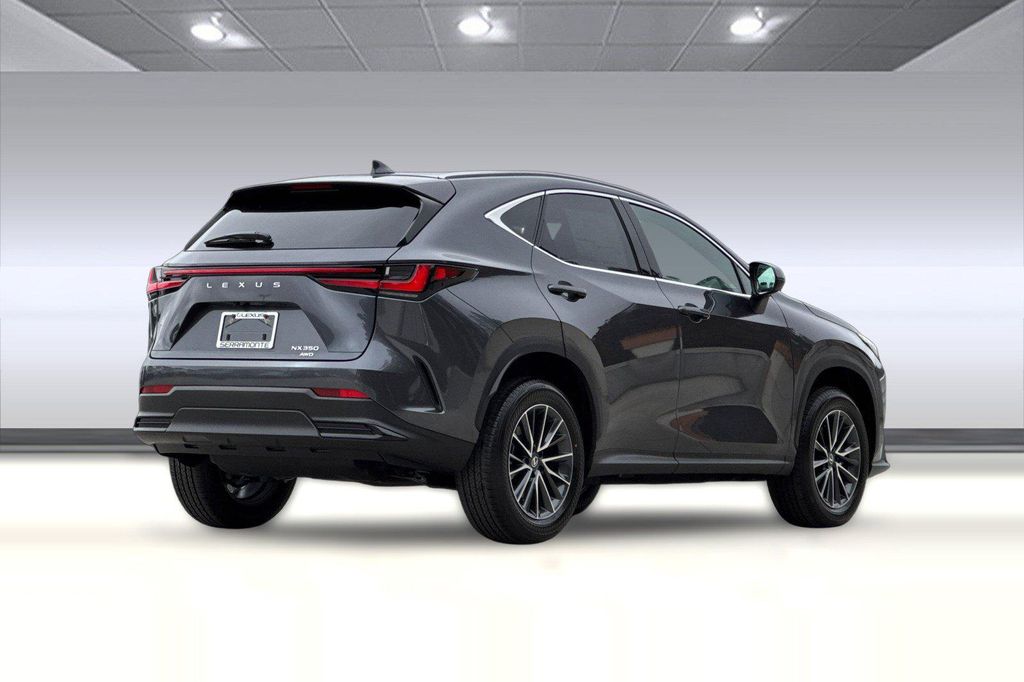 صورة 8 لـ 2026 Lexus NX 350