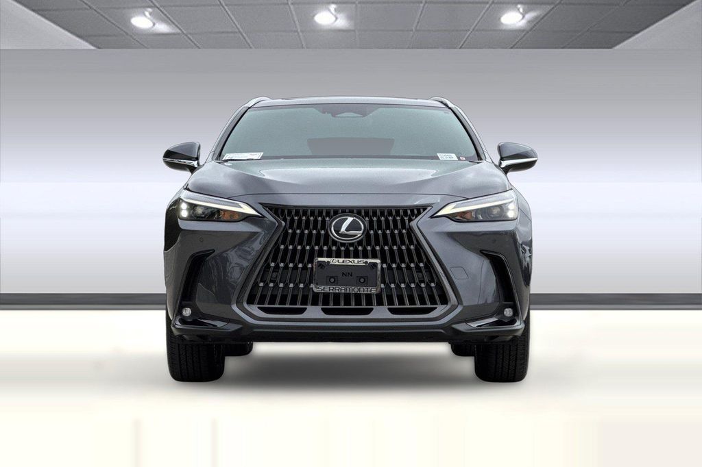 صورة 5 لـ 2026 Lexus NX 350