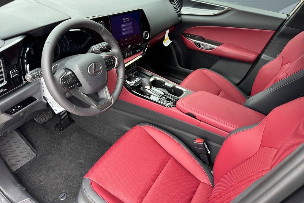 صورة 4 لـ 2026 Lexus NX 350