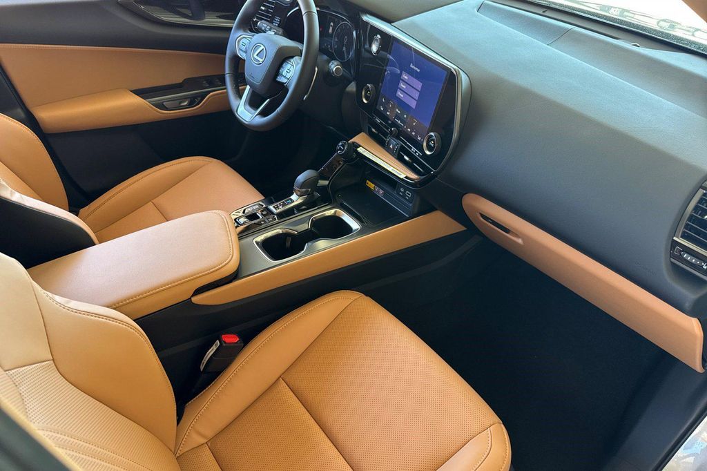 2026 Lexus NX 350 — миниатюра 28