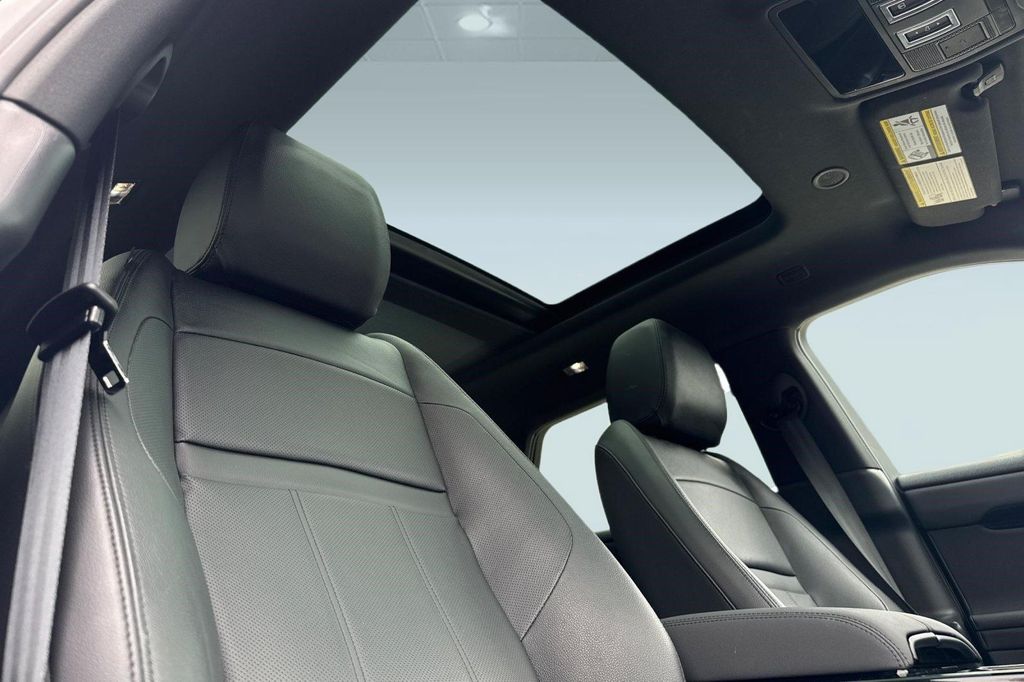 2024 LAND Rover RANGE ROVER EVOQUE CORE S — миниатюра 15