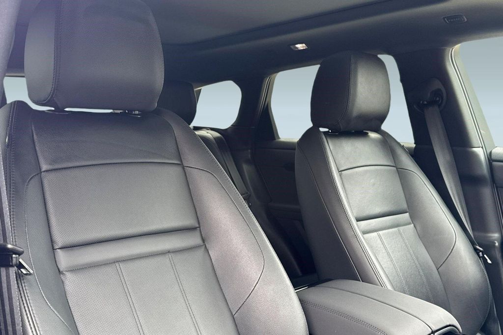 2024 LAND Rover RANGE ROVER EVOQUE CORE S — миниатюра 32