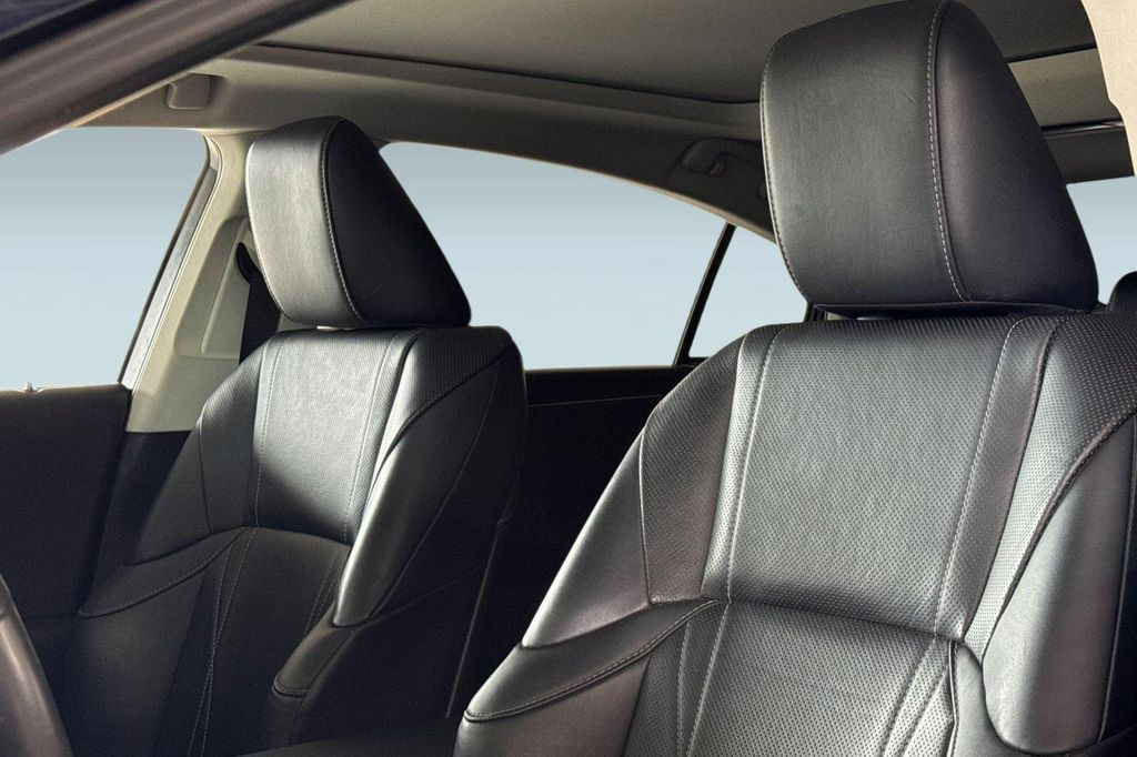 صورة مصغرة 25 لـ 2023 Lexus ES 350 LUXURY