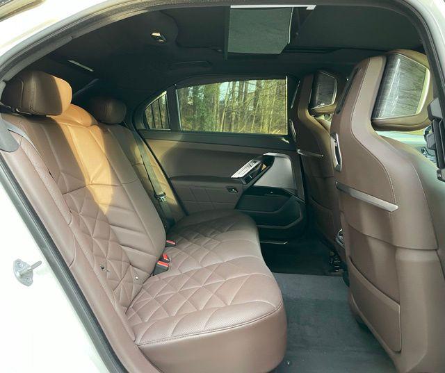 2023 BMW 740 I 缩略图 19