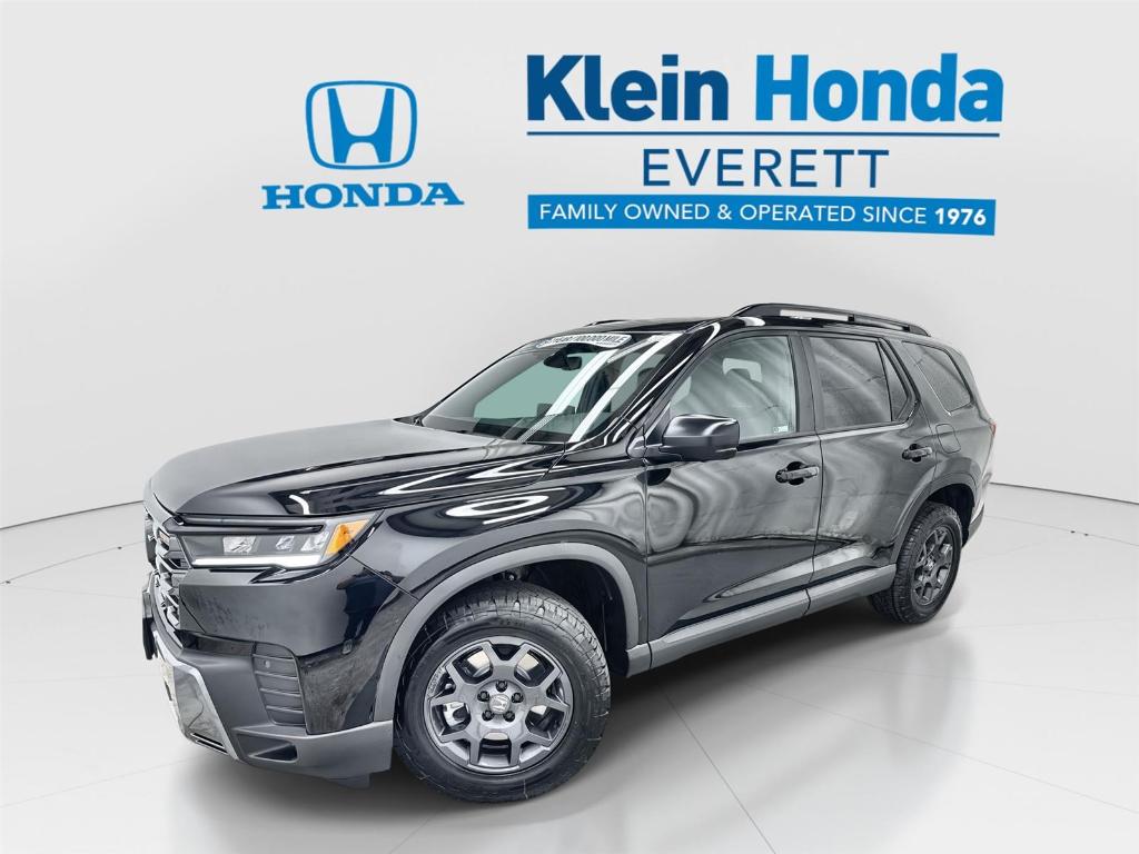 New 2026 Honda Pilot TrailSport