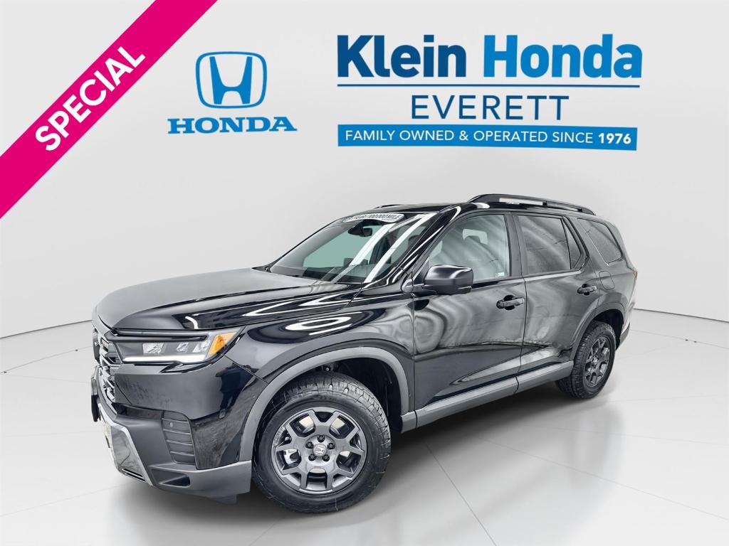 New 2026 Honda Pilot TrailSport