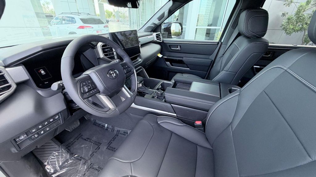 2026 Toyota SEQUOIA LIMITED 缩略图 19