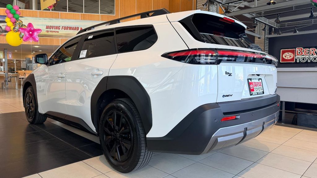 2026 Toyota BZ WOODLAND PREMIUM 照片 4