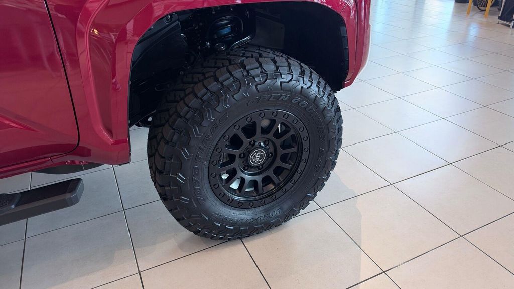 صورة 7 لـ 2026 Toyota TACOMA SR5