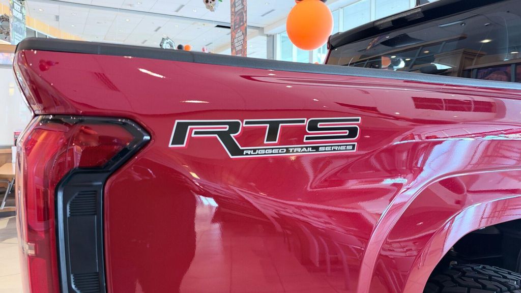 صورة مصغرة 11 لـ 2026 Toyota TACOMA SR5