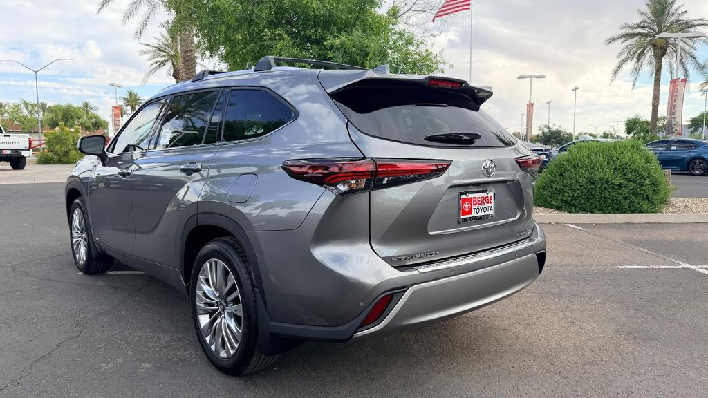 TOYOTA HIGHLANDER - 4