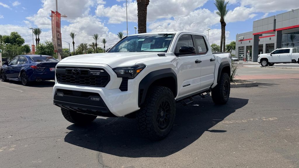 صورة 2 لـ 2026 TOYOTA TACOMA HYBRID TRD OFF ROAD