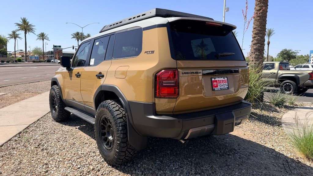 TOYOTA LAND CRUISER - 4