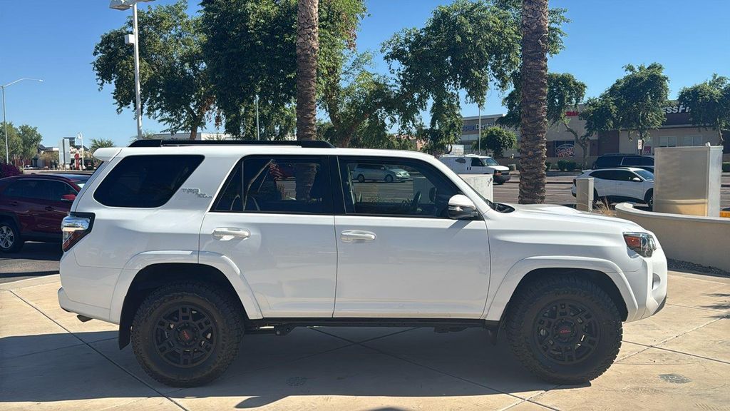 2023 Toyota 4RUNNER TRD OFF ROAD PREMIUM 照片 10