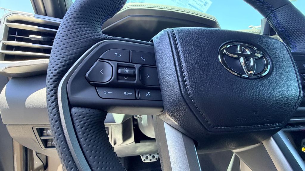 صورة مصغرة 21 لـ 2026 Toyota TUNDRA HYBRID PLATINUM