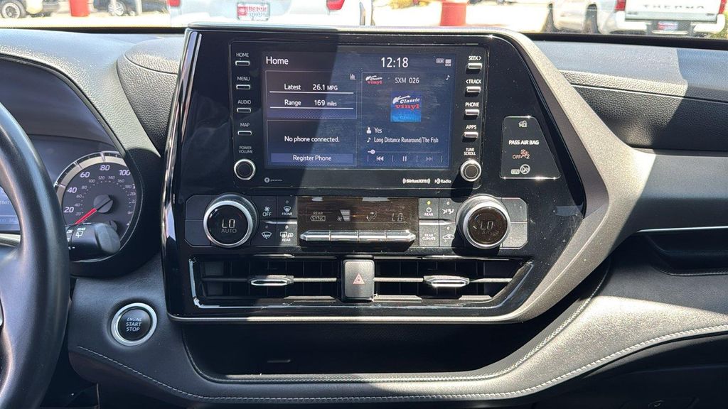 صورة مصغرة 20 لـ 2021 Toyota HIGHLANDER LE