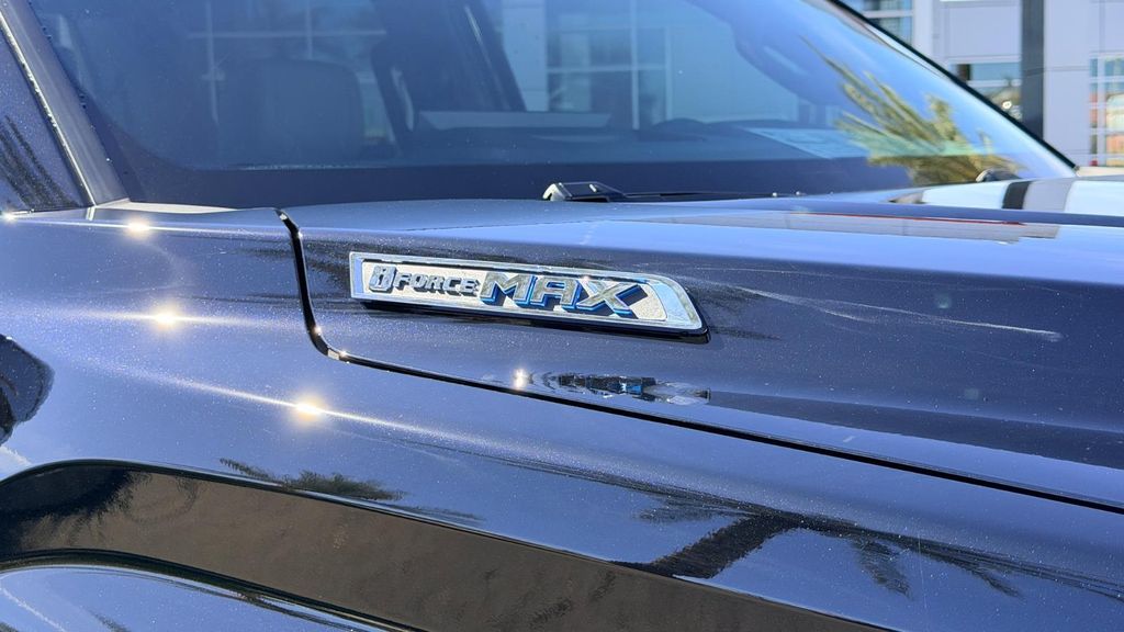 TOYOTA TUNDRA - 7