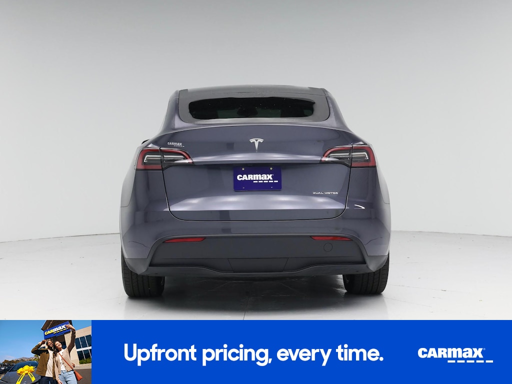 TESLA MODEL Y LONG RANGE - 7
